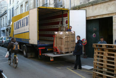 au total 54 palettes de jounaux sud-ouest